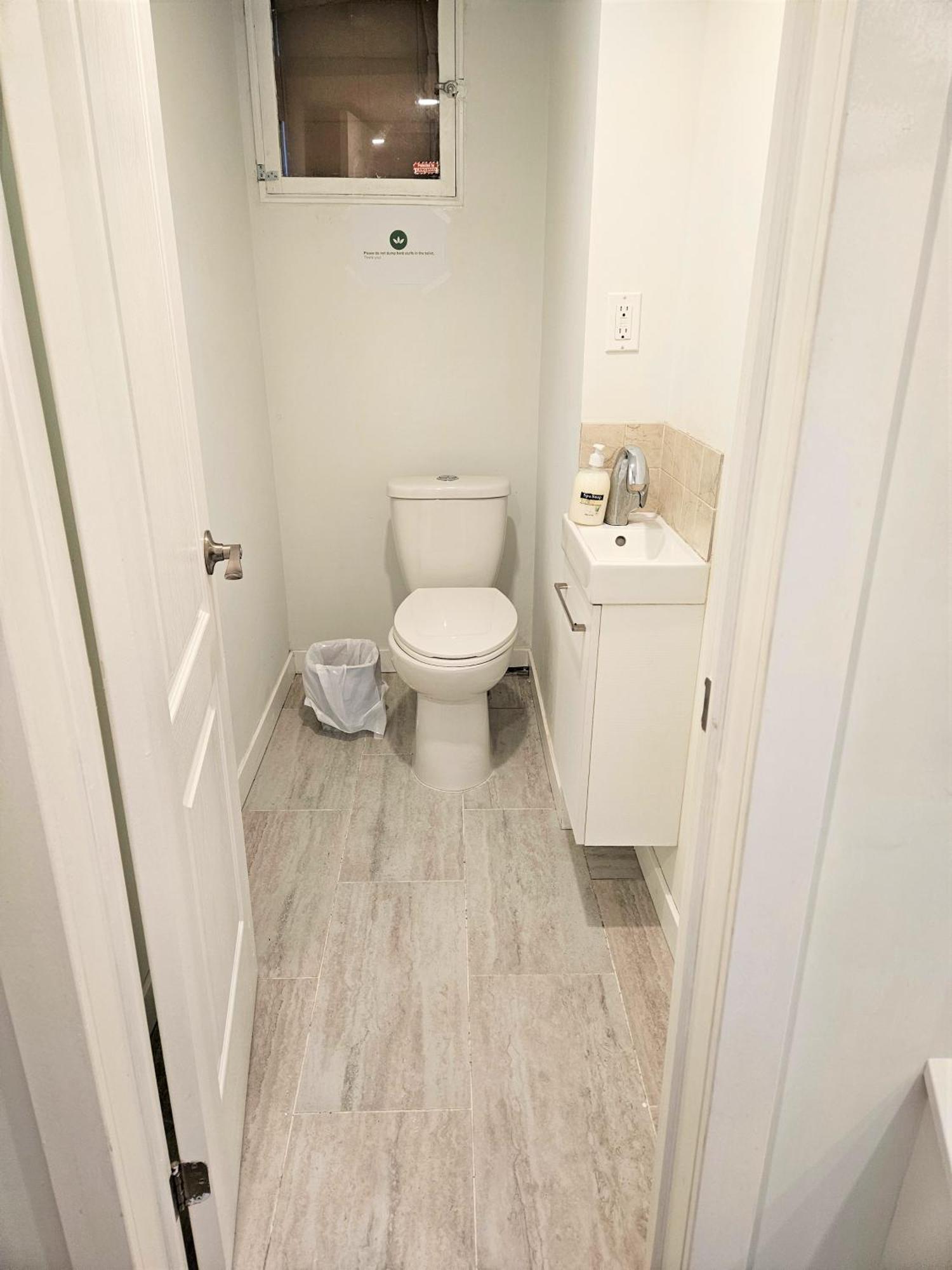 Charming Detached House Near The Airport Apartment Mississauga Bagian luar foto